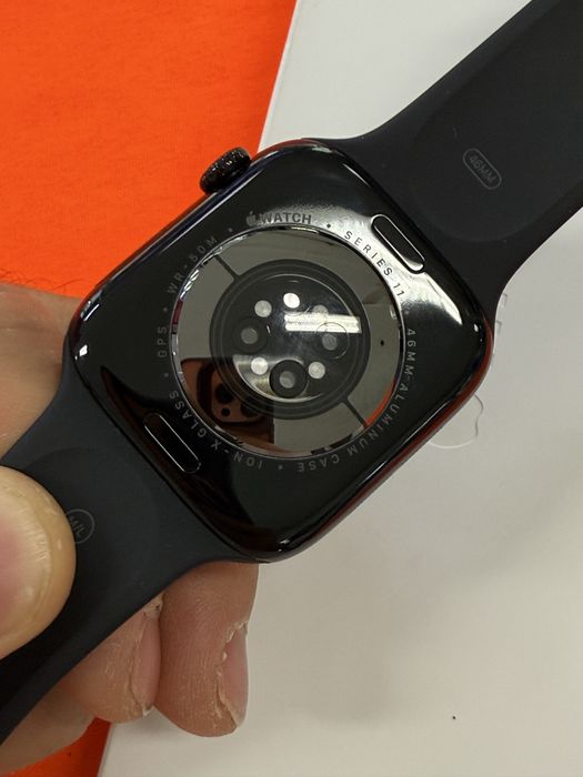 Apple watch 11 100%