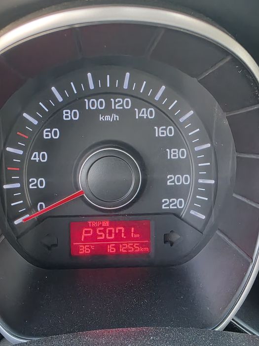 Продам автомобиль Kia Rio