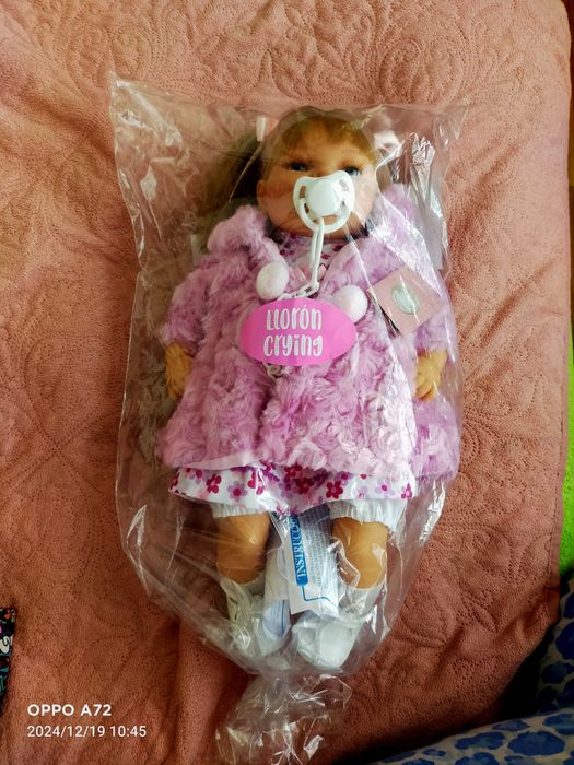 Продам куклу Испания новая с паспортом.