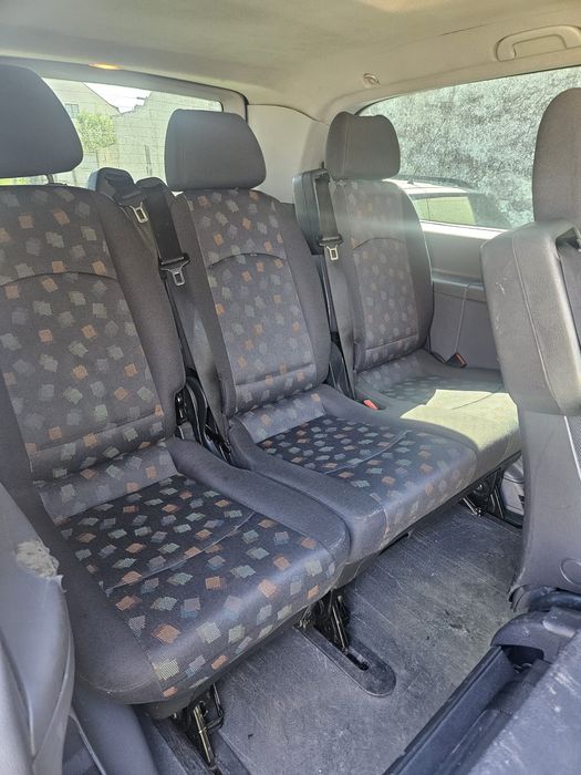 Vând Mercedes Vito