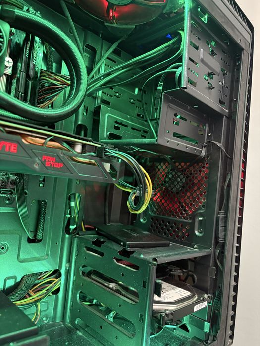 Гейминг Компютър