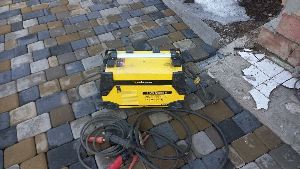 Срочно продам Сварочный аппарат