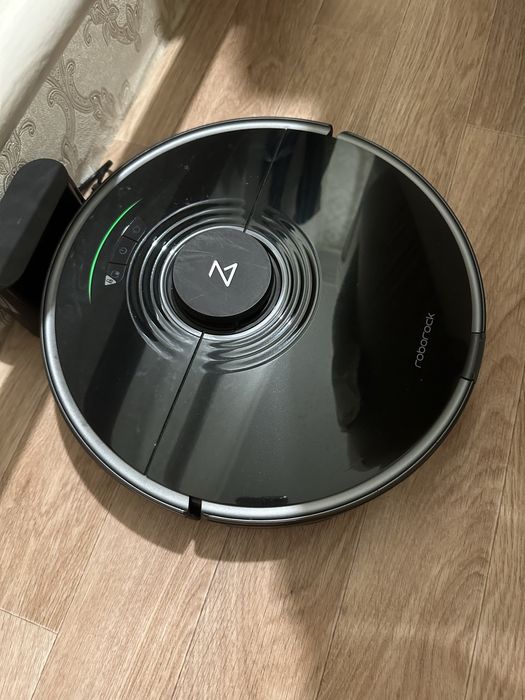 Продам робот пылесос