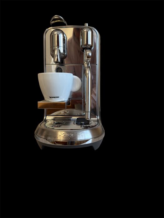Espressor Nespresso Creatista Plus - stare excelentă + CADOU