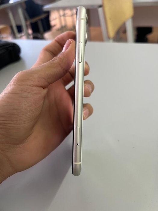 айфон 11 64 гб 72%