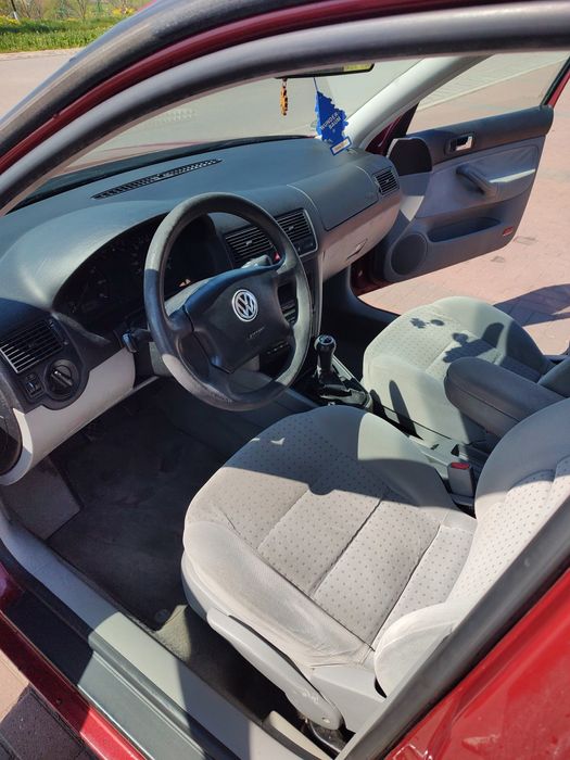 Volkswagen Golf 4