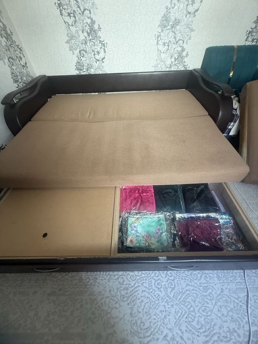 Диван кресло сатылады !Срочна !