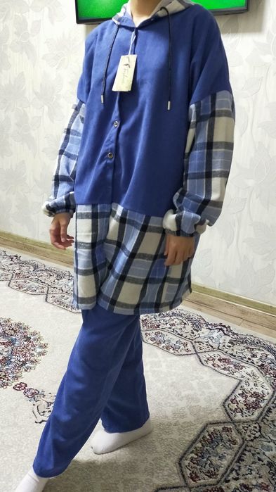 Костюм,куртка,кофта кардиган,джинсовая куртка