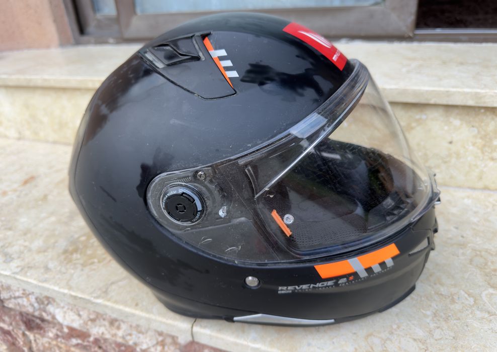 Vând casca atv/motor
