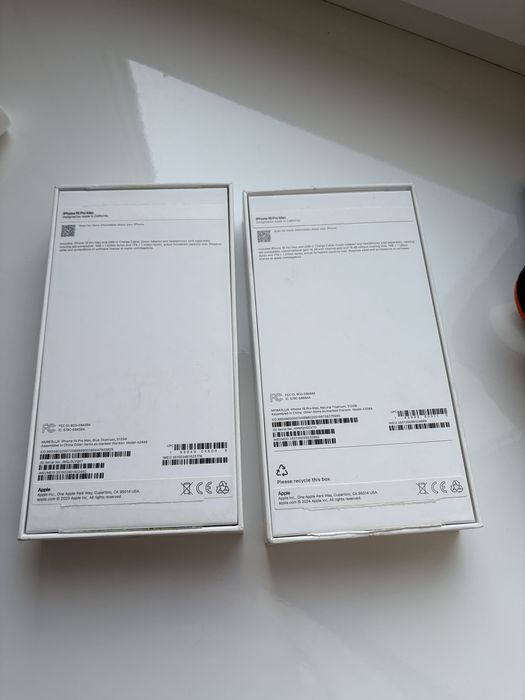 Коробки от Айфона 16 Про МАХ