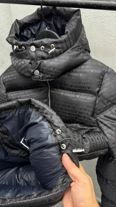Geacă groasă de iarnă Armani,material impermeabil,calitate luxury,toate mărimile disponibile