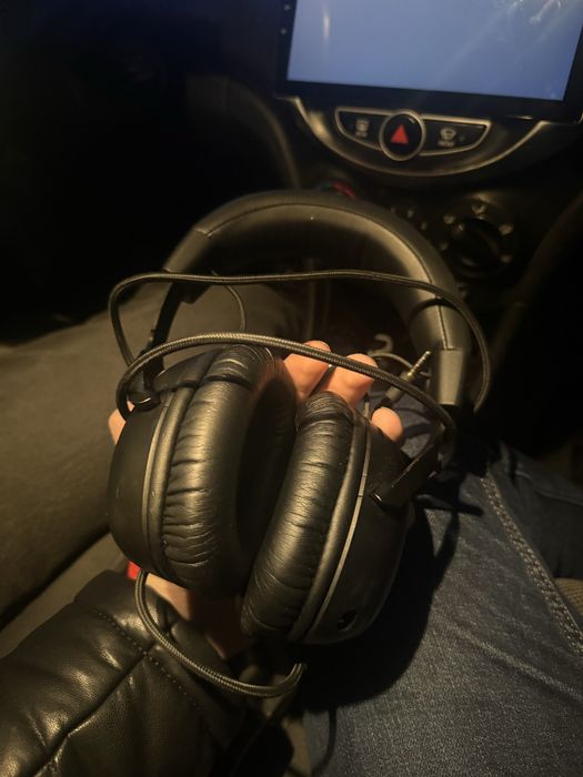 Наушник hyper x с проводами
