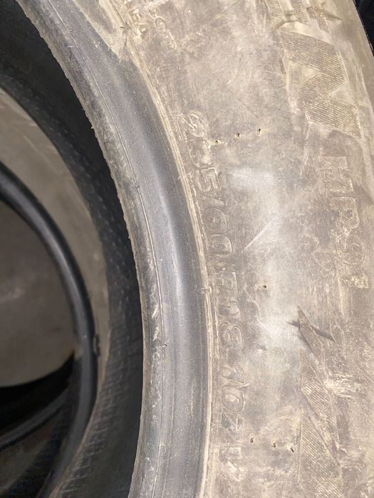 Продам Шины летние 235/60/18, KUMHO