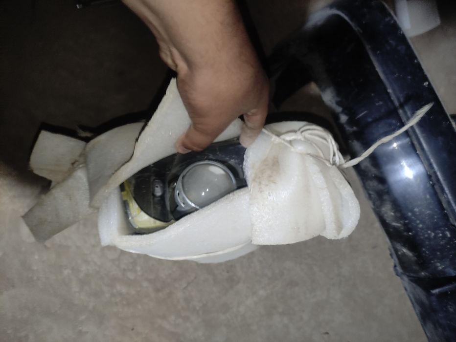 БМВ е34 бампер туманка