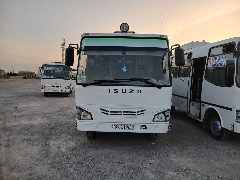 Автобус ISUZUSAZNP-37 сотилади.