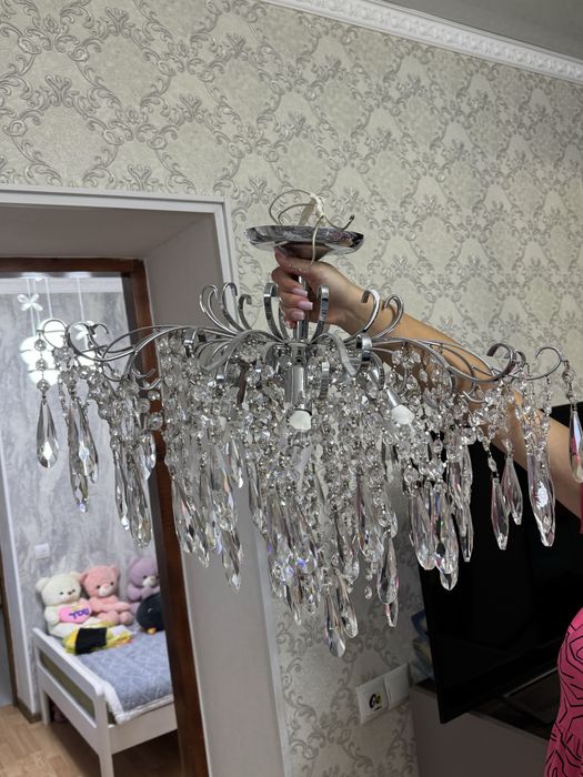 Люстра для спальни