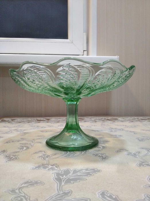 Фруктовница, конфетница, ваза.