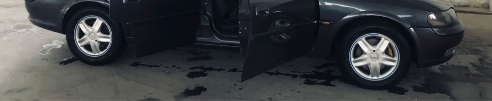 Продаются хорошие титанки