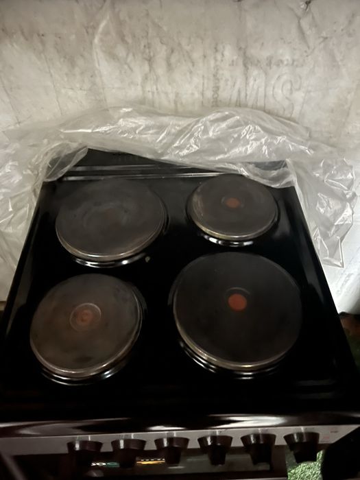 Плита  электическая Artel