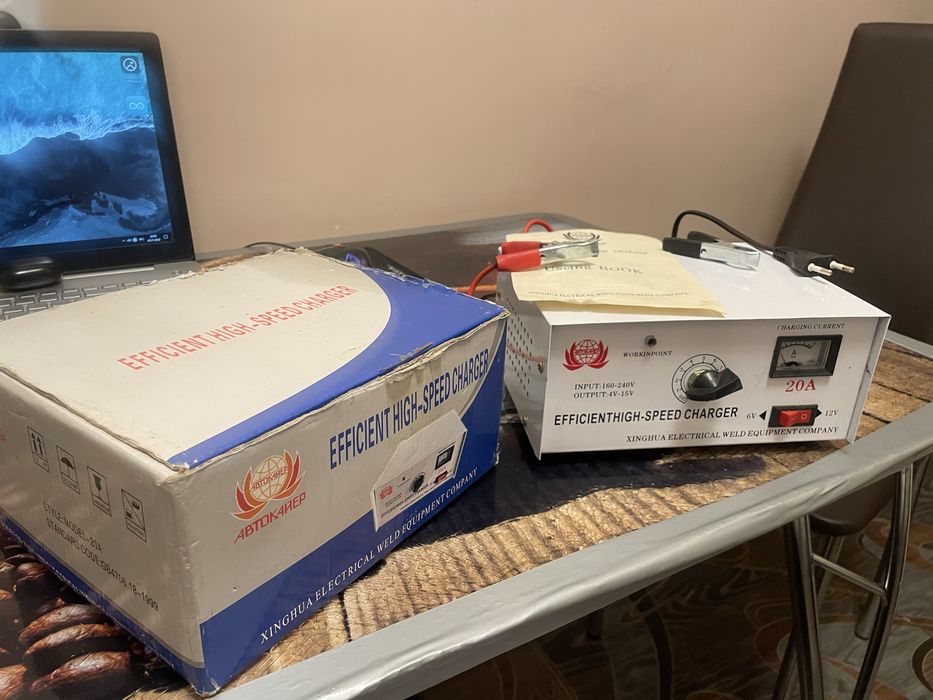 Зарядка для аккумулятора