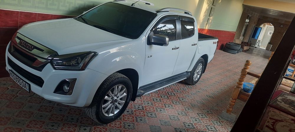 ISUZU D.Max  4X4ARENDAGA beriladi uzoq mudatga kunlig xizmatxam mavjud