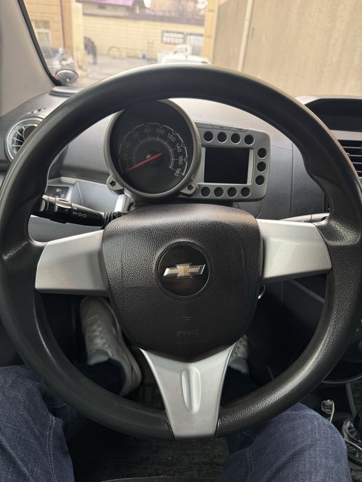 Продам руль от Gentra и Spark без дефектов