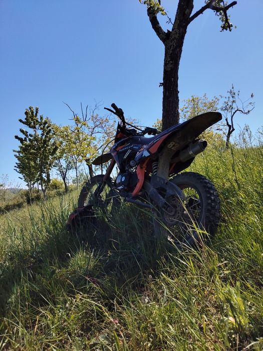 vând cross kxd 125 cc