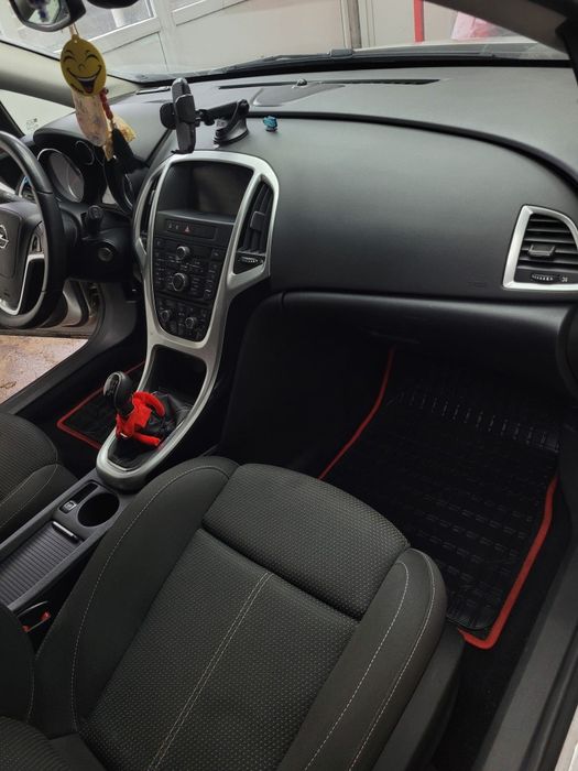 Opel astra j tourer sport