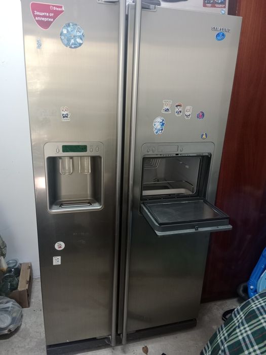 Срочно! Двухкамерный холодильник!