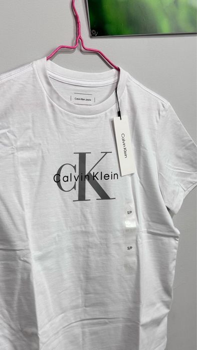 Футболка Calvin Klein