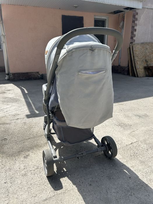 Продам коляску прогулочную