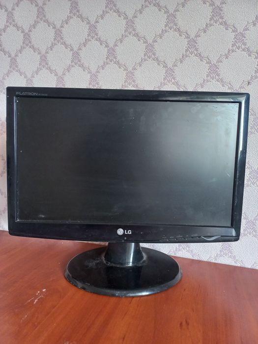 Монитор LG Flatron