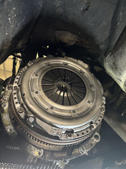 BMW 325 TDS седан