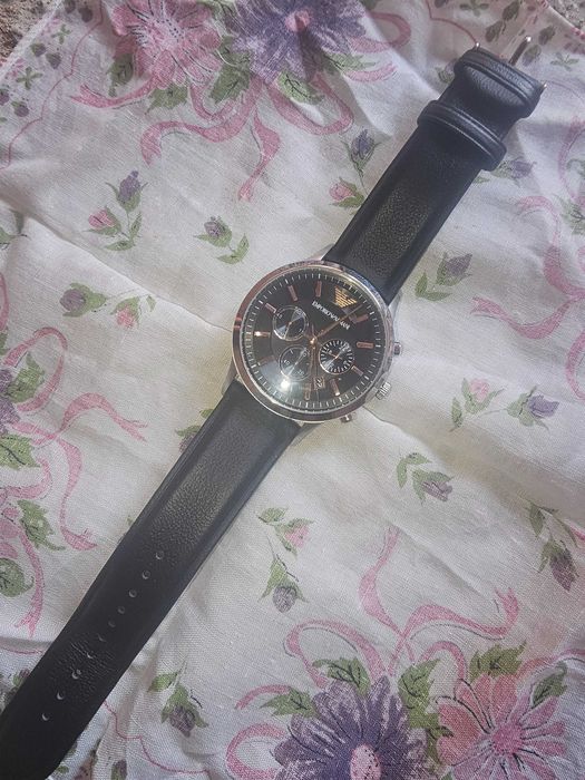 Часовник Emporio Armani