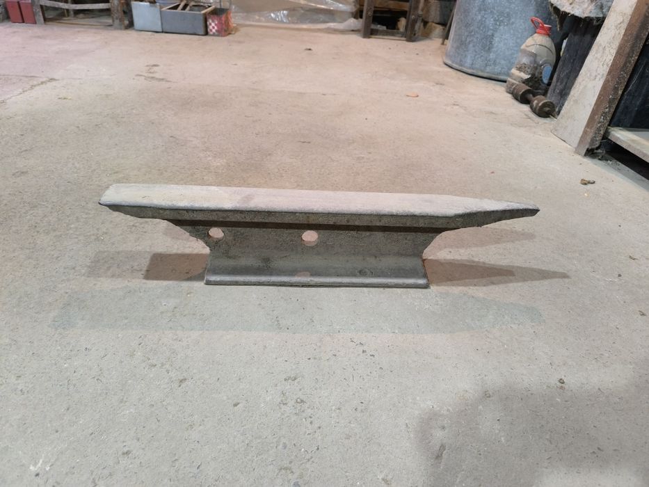 Наковальня советская. Вес 20кг