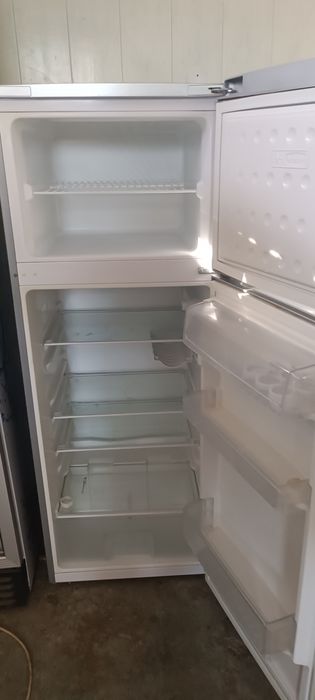 Продам холодильник веко