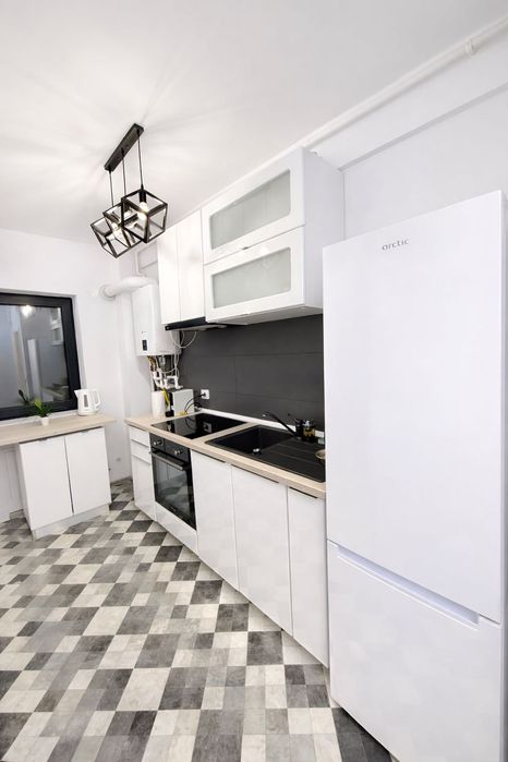 Închiriez apartament 2 camere Pipera