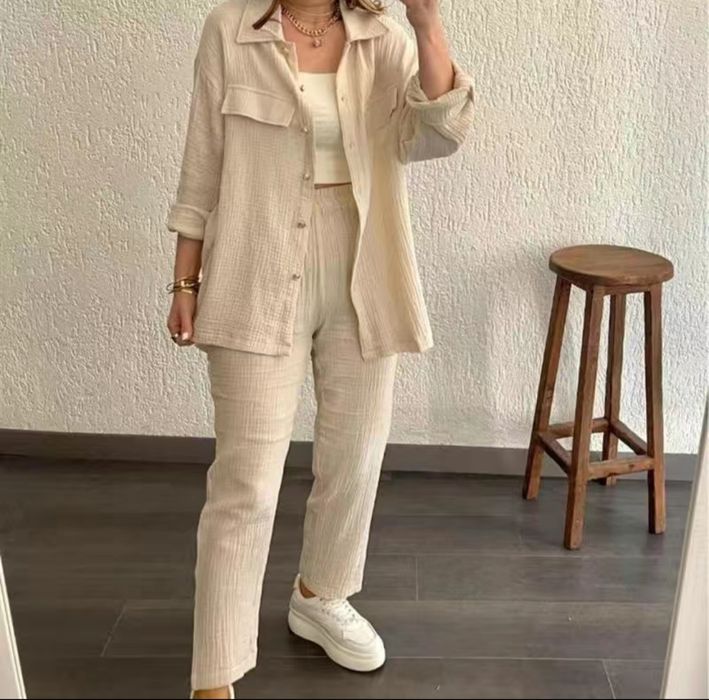 Продам летний костюм