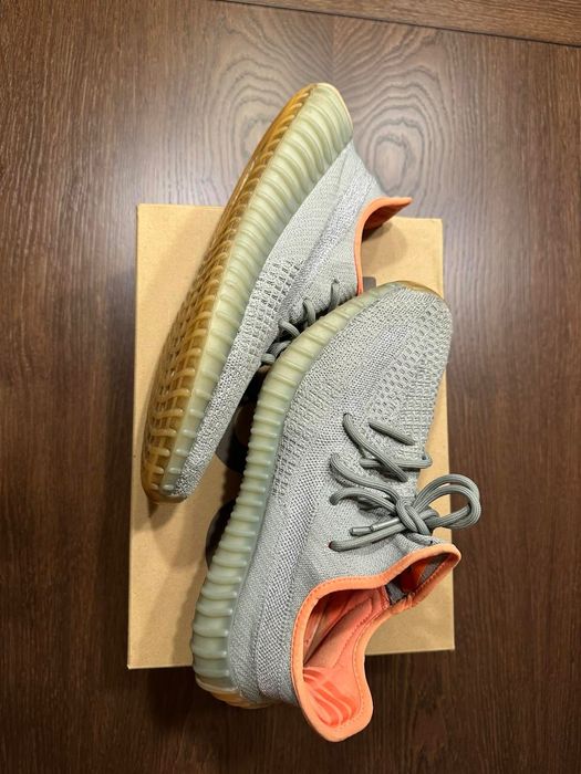 Yeezy 44 оригинални