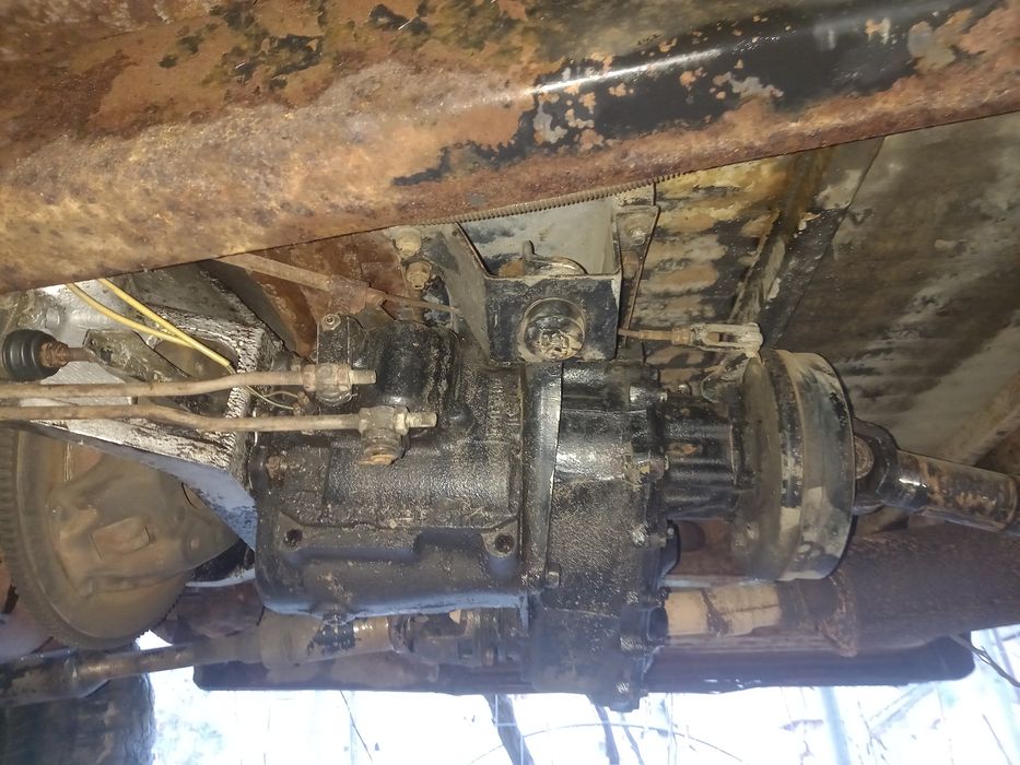 Уаз  работи газ бензин