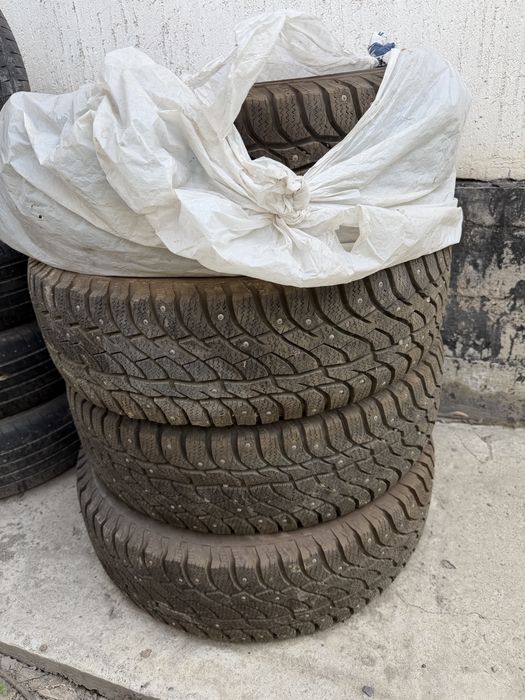 Авто шины 215/65/16