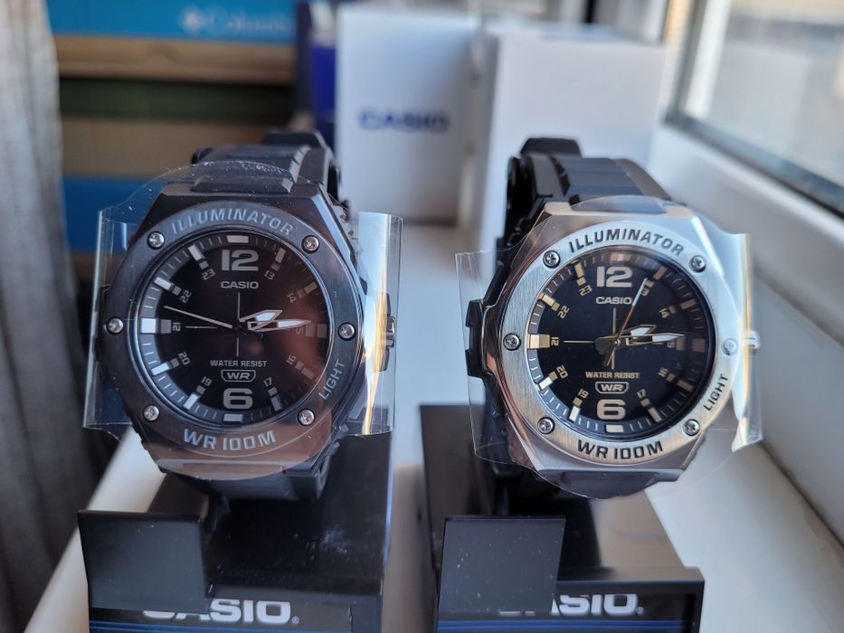 Casio Illuminator Resin 100 M