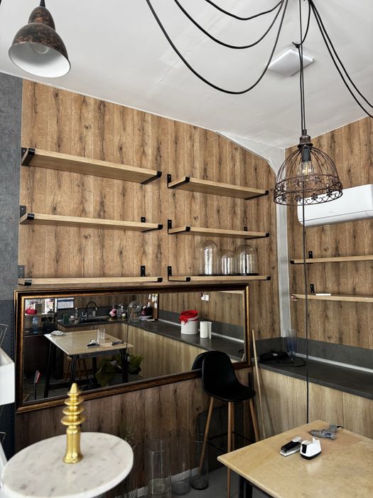 Стенни индустриални рафтове метал + дърво