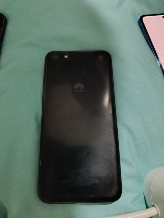 Продам 3 телефона 35к