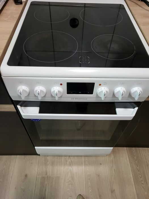 Aragaz Hansa Electric, Plita vitroceramica, Curatare abur