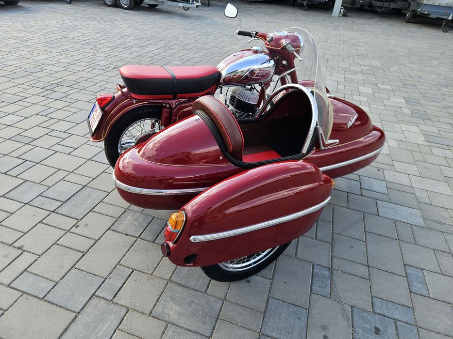 Jawa 350 velorex cu atas,motocicleta de colectie,fabricate 1966,stare