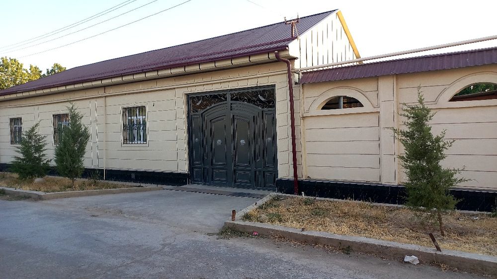 Срочно продаётся участок с домом