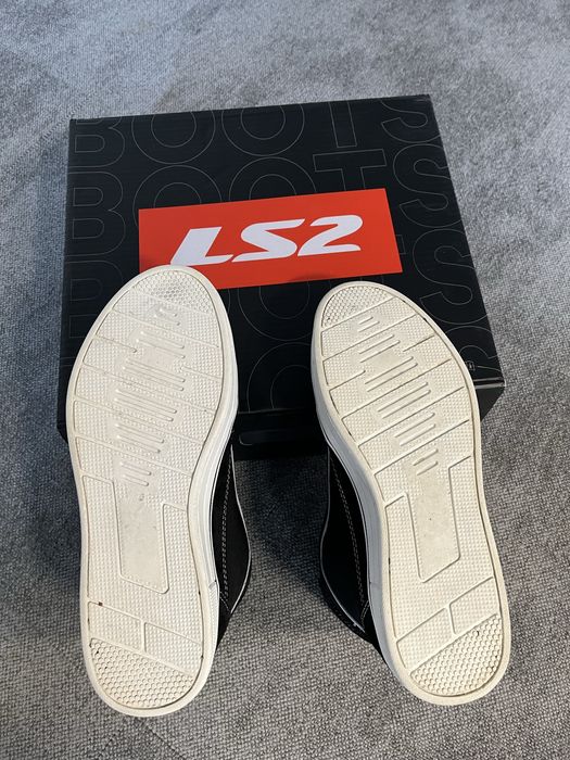 Ghete moto LS2 Doron – ca noi (purtate o singură dată) - marime 43