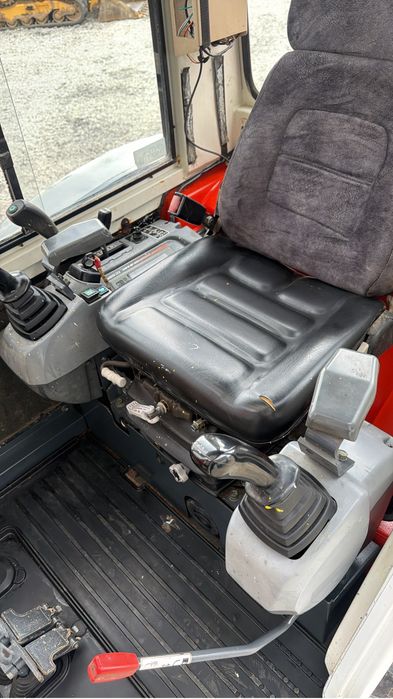 Miniescavator kubota 2,6 tone