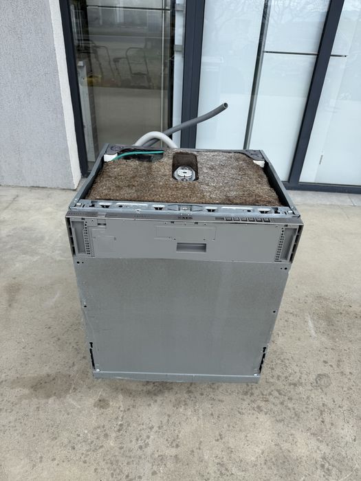 СЪдомиялна за вграждане AEG